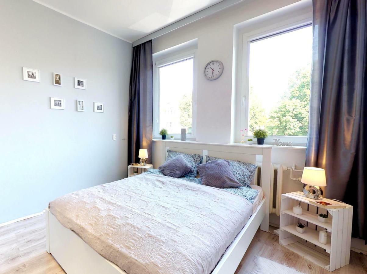 New Whitehouse Rooms Гданськ Екстер'єр фото